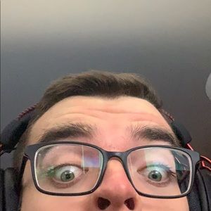 Meet your Posher, Clint